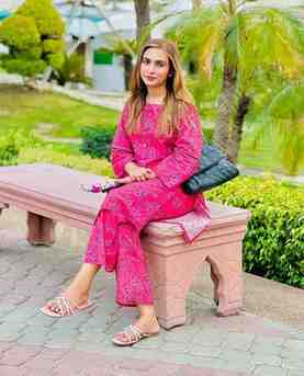 escorts in lake view park islamabad